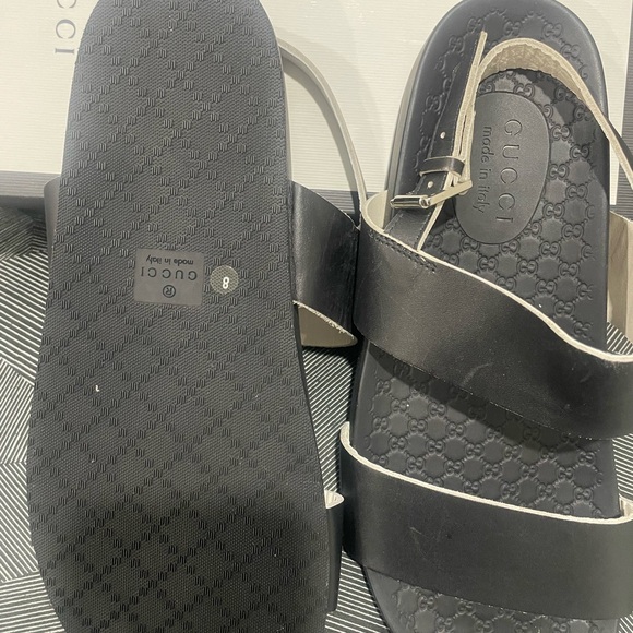 gucci roman sandals 
size 7.5, 8
Man - Picture 3 of 5